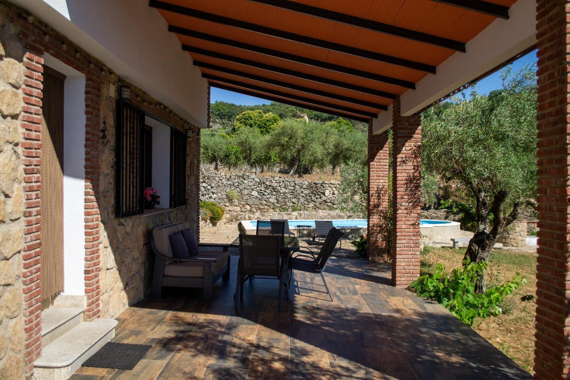 Casa Rural La Recuera Монтанчес Экстерьер фото