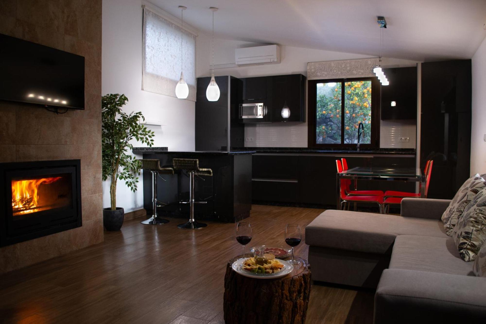 Casa Rural La Recuera Монтанчес Экстерьер фото