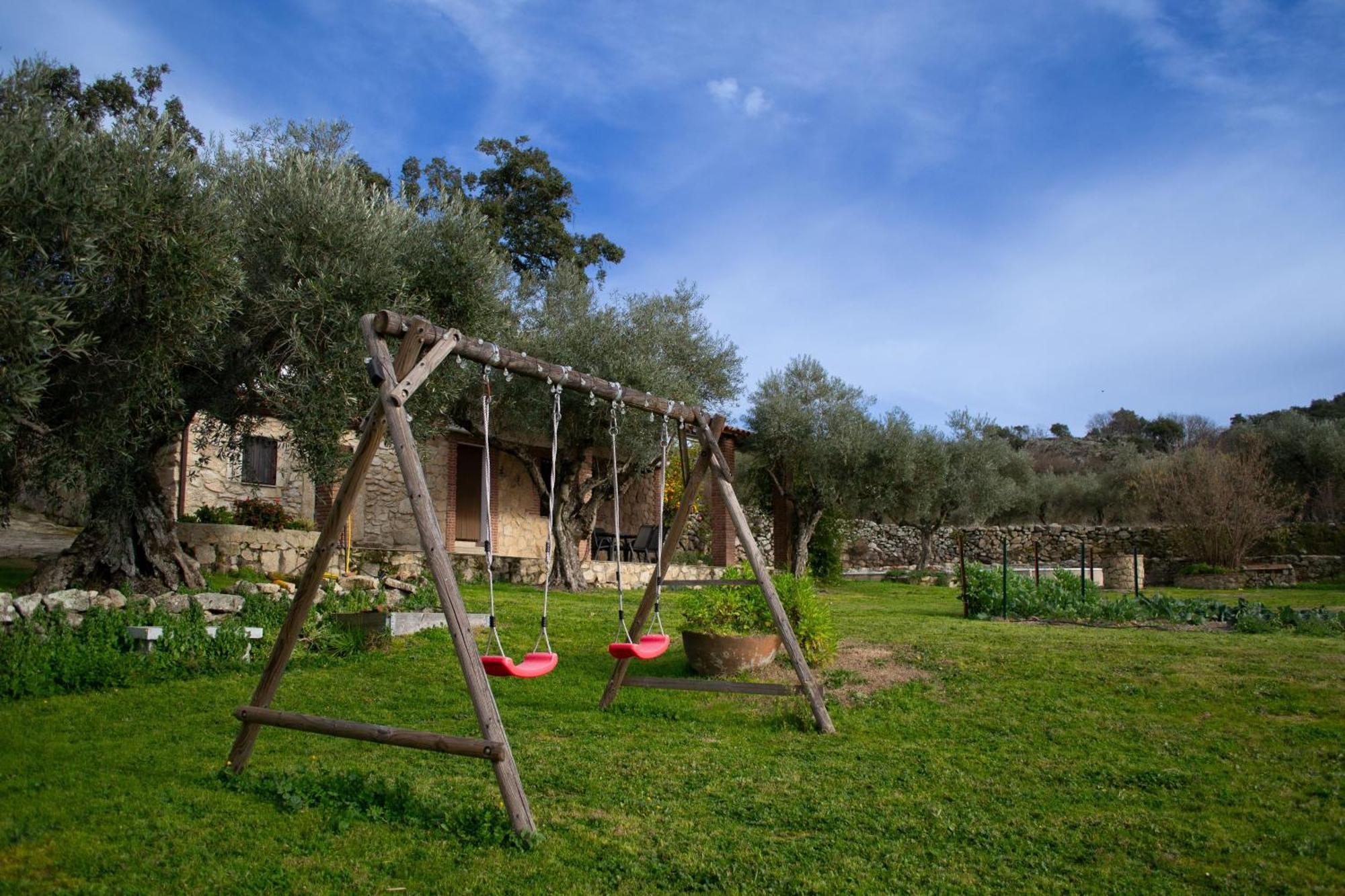 Casa Rural La Recuera Монтанчес Экстерьер фото