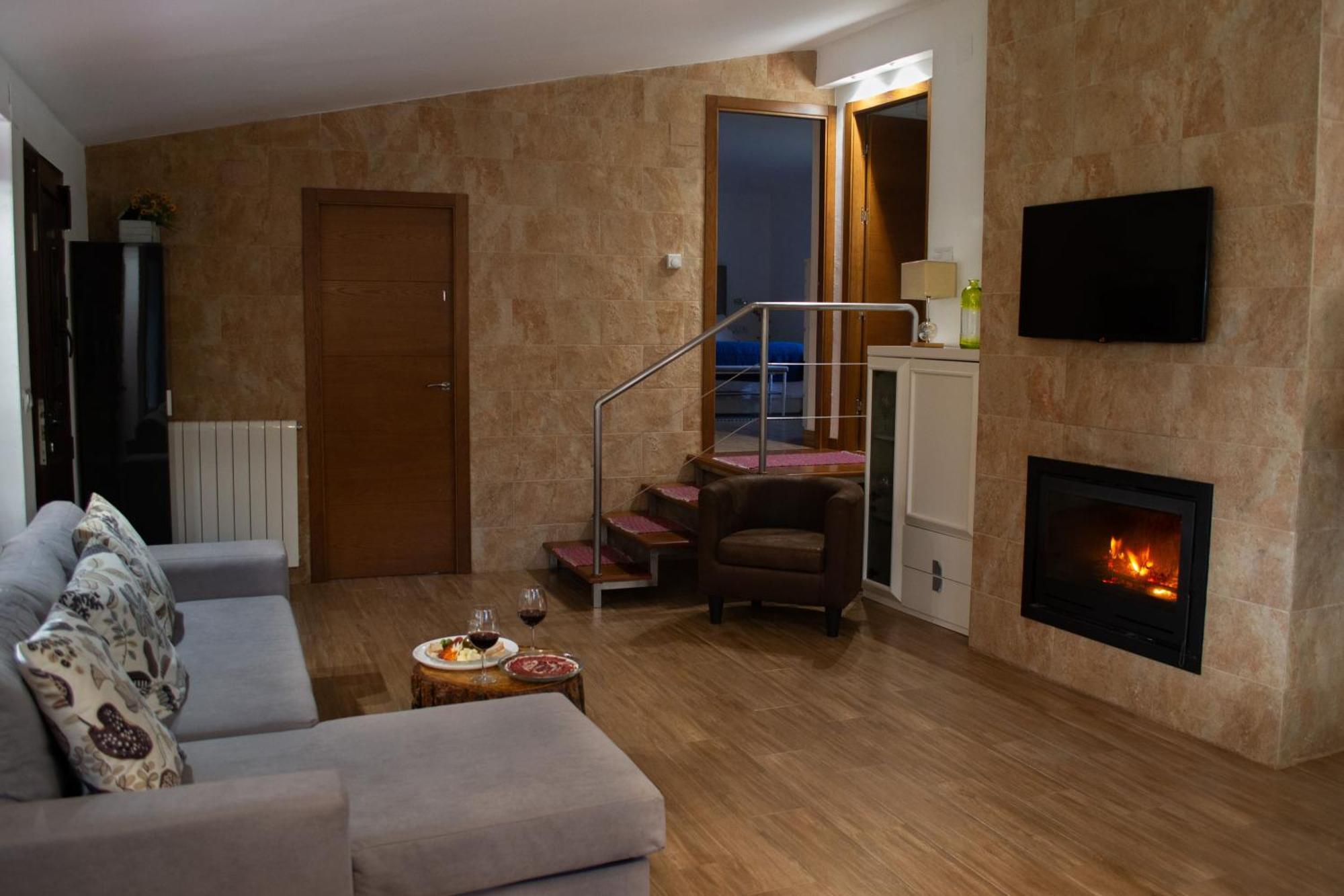 Casa Rural La Recuera Монтанчес Экстерьер фото